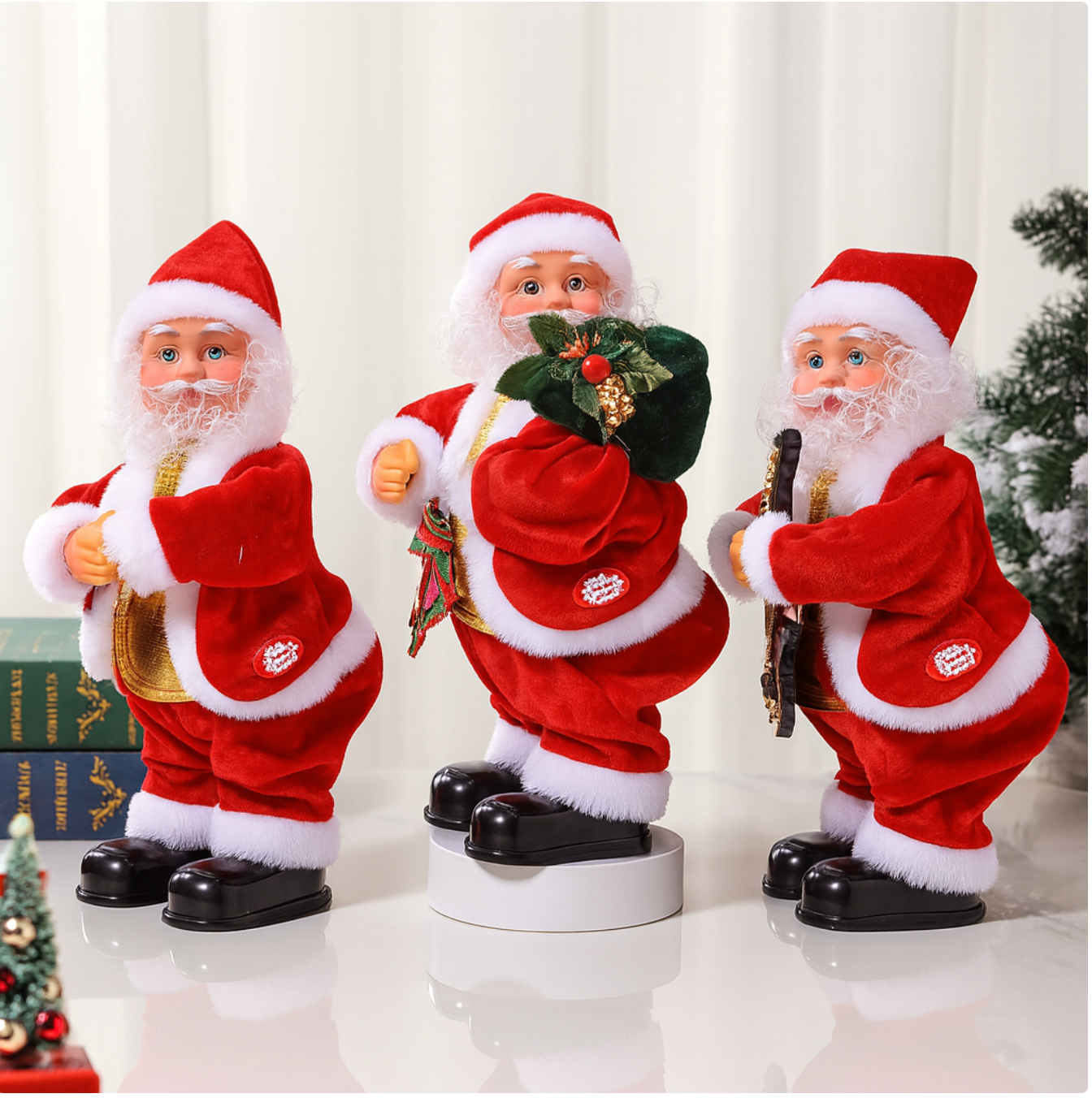 Dancing Santa Clausâ˘