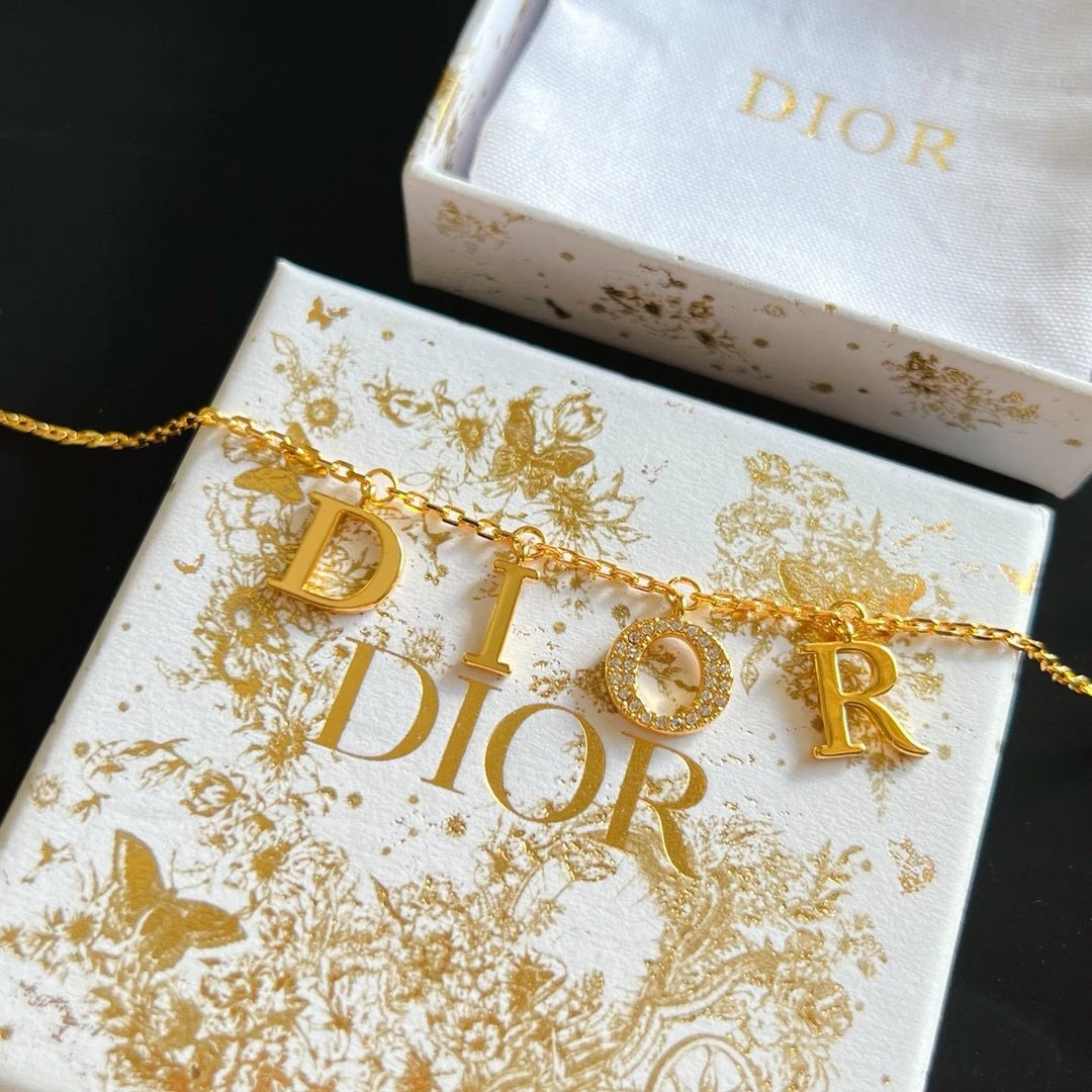 D gold rhinestone letter pendant short necklace brass lady jewelry