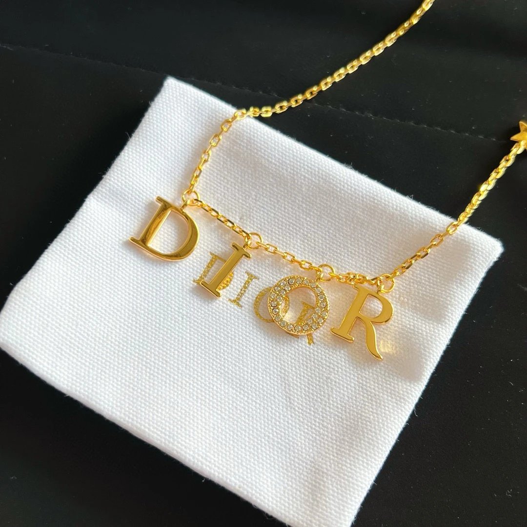 D gold rhinestone letter pendant short necklace brass lady jewelry