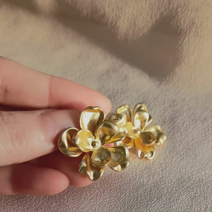 Yellow Gold Wild Flower Earrings